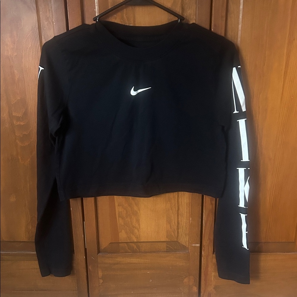 Nike Women's Black Crop long-sleeved shirt  with White Logo